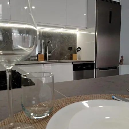 El Castillo Apartment *