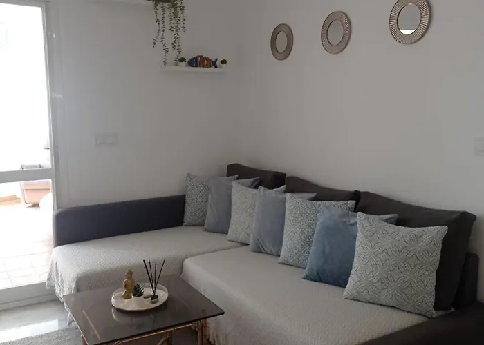 El Castillo Apartment *